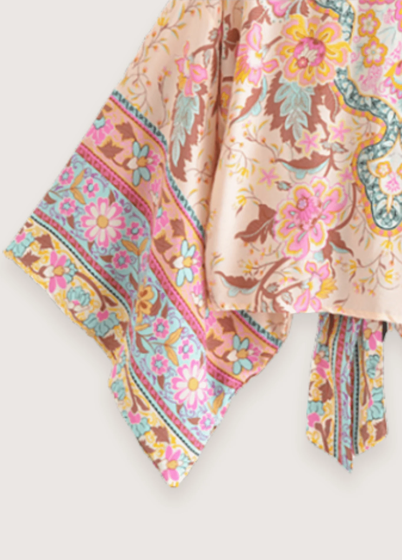Kimono court fleuri rose pâle - Image 4